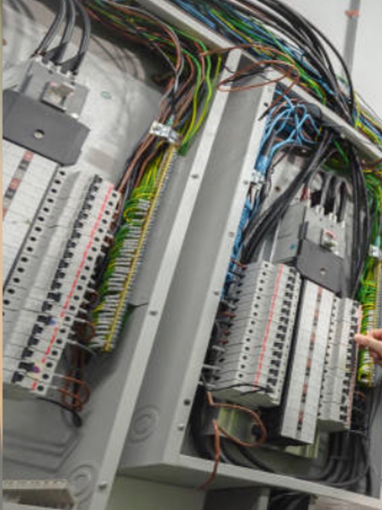 commercial electricians commercial electricians